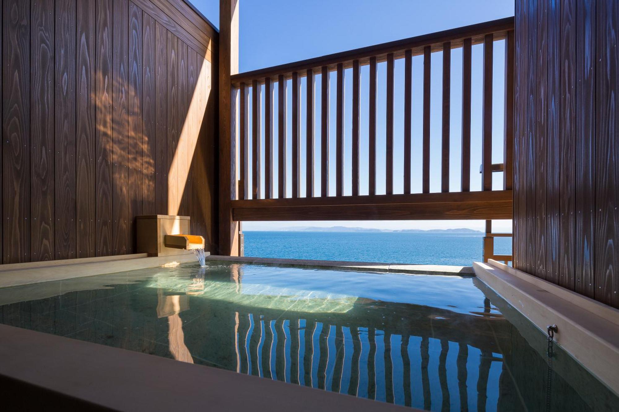 Hotel New Awaji Sumoto Экстерьер фото