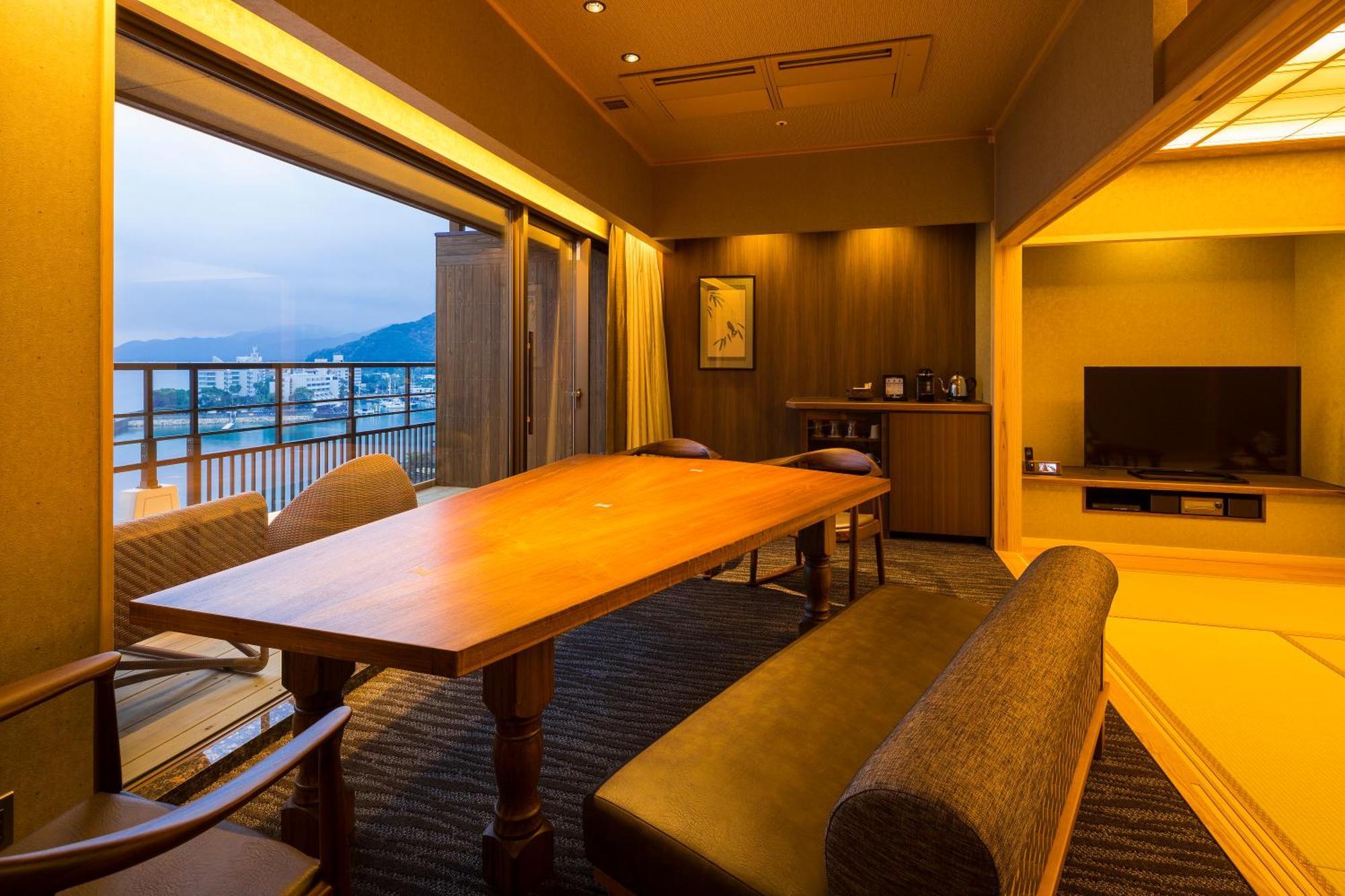 Hotel New Awaji Sumoto Экстерьер фото