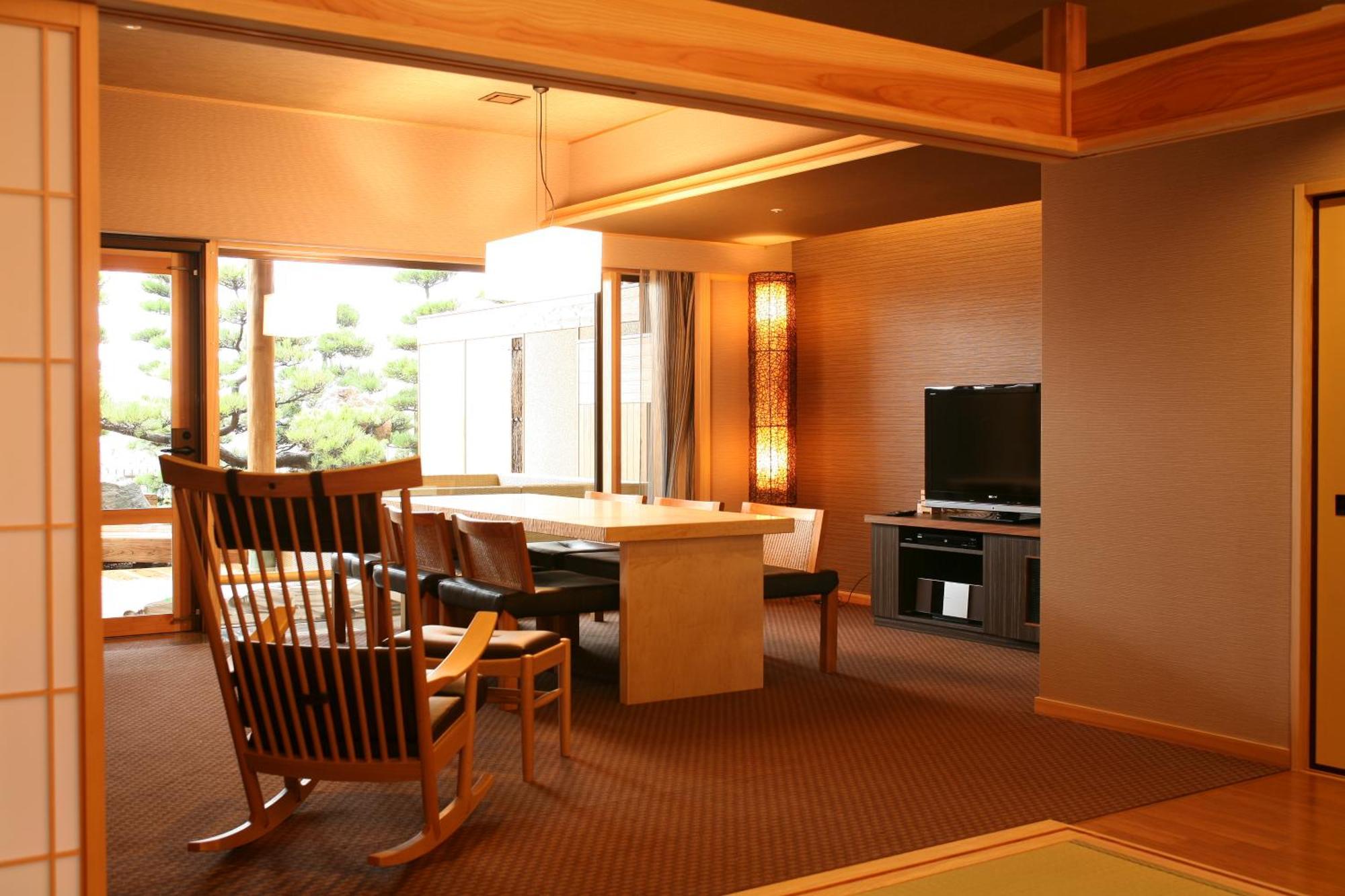 Hotel New Awaji Sumoto Экстерьер фото