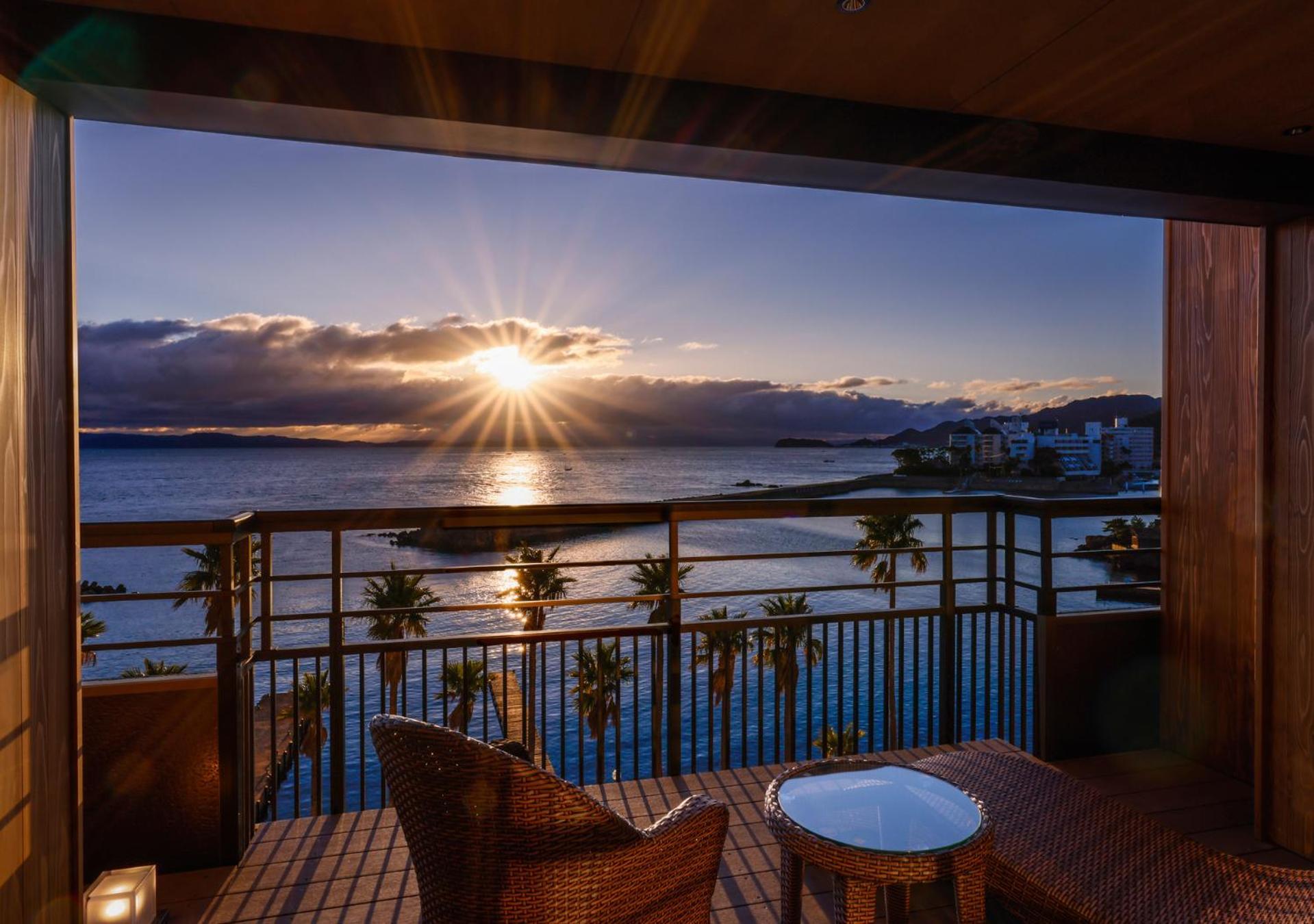 Hotel New Awaji Sumoto Экстерьер фото
