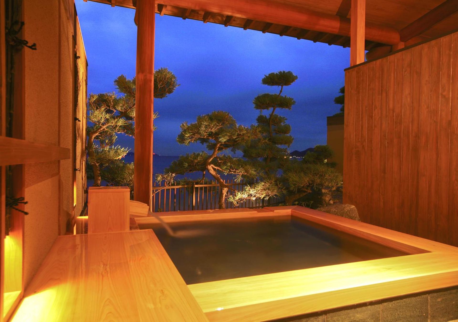 Hotel New Awaji Sumoto Экстерьер фото