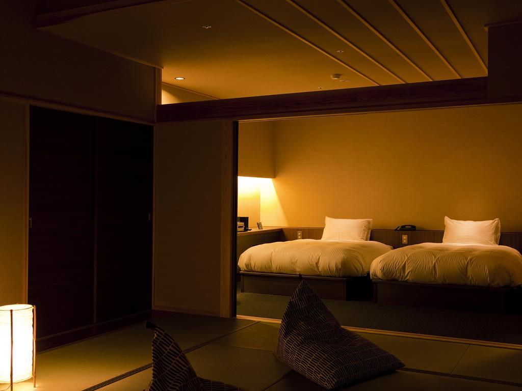 Hotel New Awaji Sumoto Экстерьер фото
