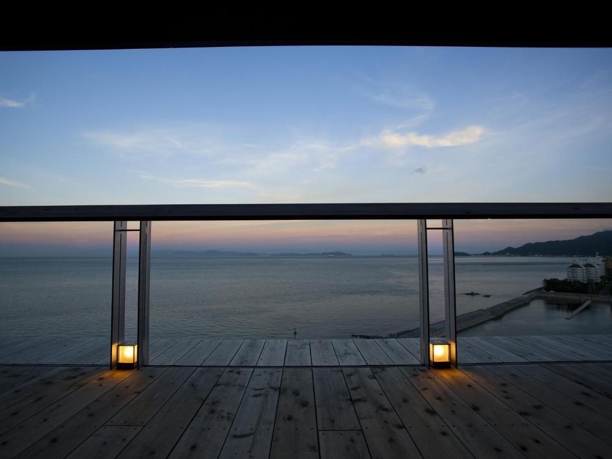 Hotel New Awaji Sumoto Экстерьер фото